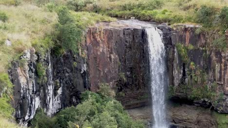 Sterkspruit-Falls,-Monks-Cowl-Park,-Drakensberge