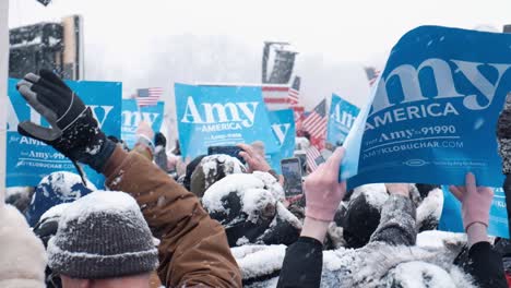 Die-Demokratische-Senatorin-Amy-Klobuchar-Kündigt-Ihre-Präsidentschaftskandidatur-An