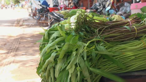 Gemüse-Zum-Verkauf-Am-Straßenrand