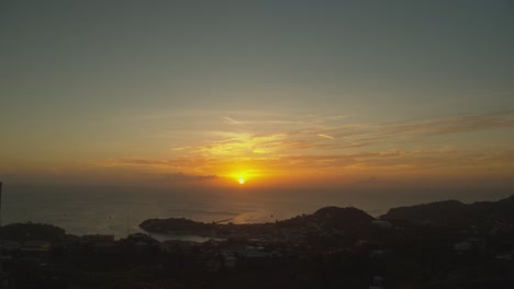 Epic-time-lapse-shot-of-the-sun-setting-over-the-amazing-Caribbean-city-of-St-George,-Grenada