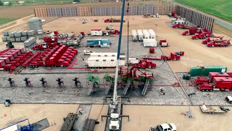 Drone-slide-shot-of-fracking-rig