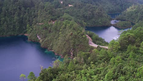 Aerial-cinematic-drone-shot-of-Cinco-Lagos,-Montebello-National-Park,-Chiapas