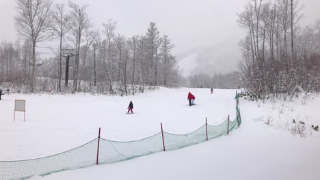 Kabel-Oder-Skilift-Im-Skigebiet-Niseko,-Hokkaido,-Japan