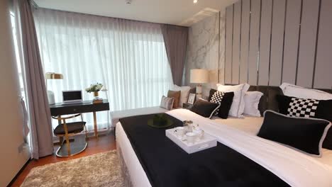 Black-and-White-Modern-Style-Bedroom-Interior
