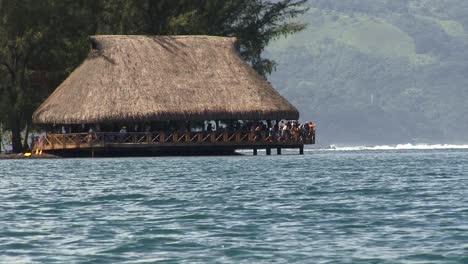 Lookout-point-for-tourists-on-a-wood-pontoon-in-Tahiti,-French-Polynesia