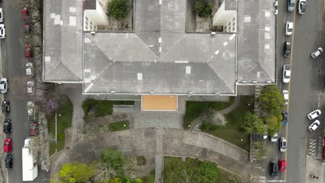 Edificio-Central-De-La-Universidad-Estatal-UEPG-De-Ponta-Grosso,-Paraná,-Brasil,-Zenith-View
