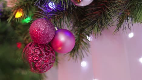 Christmas-pink-balls-with-blured-background