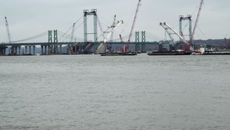 Stillgelegter-Bau-Der-I-74-Brücke-über-Den-Mississippi-River-In-Quad-Cities