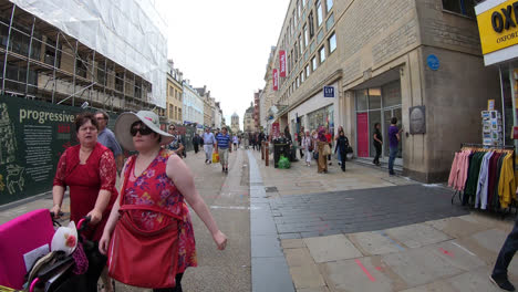 Oxford-England,-circa-:-timelapse-shopping-street-at-Oxford-City-in-UK