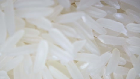 Cleaned-and-uncooked-raw-jasmine-fragrance-white-rice