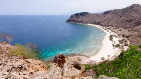 Stunning-Turquoise-Blue-Ocean-And-White-Sand-in-Dili,-Timor-Leste,-South-East-Asia