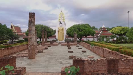 Budismo-De-Phitsanulok-Toma-Aérea-De-Budismo-De-Phitsanulok-Provincia-De-Phitsanilok,-Tailandia