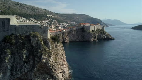 Toma-Aérea-Del-Casco-Antiguo-De-Dubrovnik