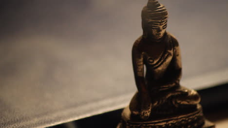 Buddha-statue-meditating-in-peaceful-relaxation-01