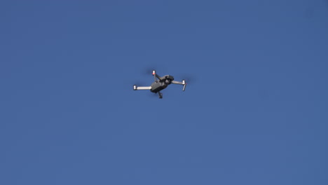 Avión-Quadcopter-Drone-Portátil-Volado-Por-Un-Aficionado