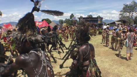 Papúa-Nueva-Guinea,-Aborígenes-Nativos-Disfrazados