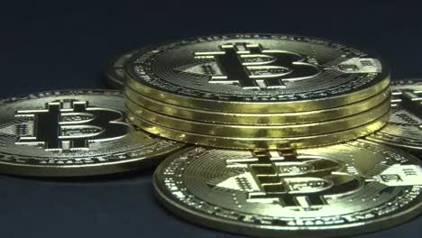 Bitcoin-Münzen-Kreisen-Langsam