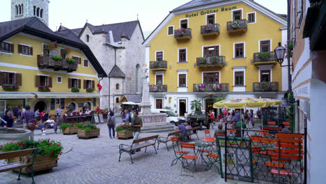 Hallstatt-Austria,-circa-:-Hallstatt-Old-Town-in-Austria