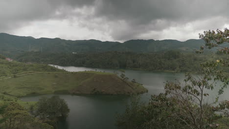 Wide-shot-of-Guatapé-lake-in-the-Antioquia-department-in-Colombia
