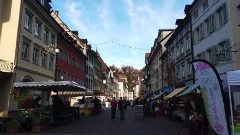 Aufnahmen-Von-Österreichern-Auf-Dem-Straßenmarkt
