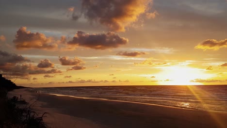 Sunset-at-the-beach,-Baltic-Sea,-Lubiatowo,-Poland