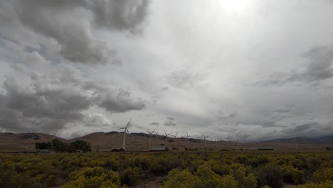 Cloud-Time-Lapse-over-Windmills-at-Red-Barn
