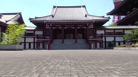 Der-Blick-Auf-Den-Leeren-Zojo-ji-tempel-Und-Den-Tokyo-turm