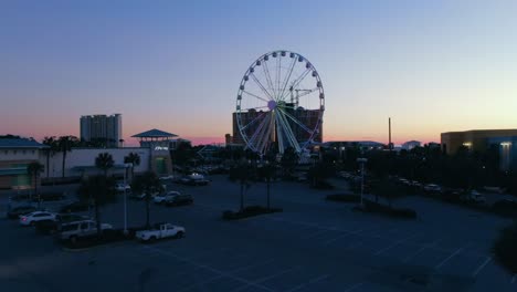 Riesenrad-Im-Pier-Park-Mit-Einem-Wunderschönen-Sonnenuntergang-Im-Hintergrund