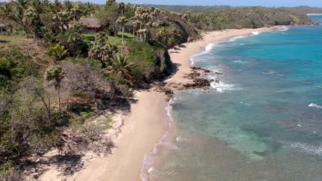 Drone-shot-of-remote-tropical-paradise