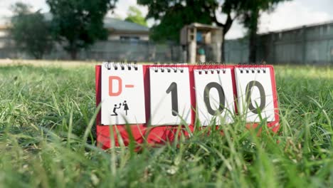 D-Day-100-Countdown-Kalender
