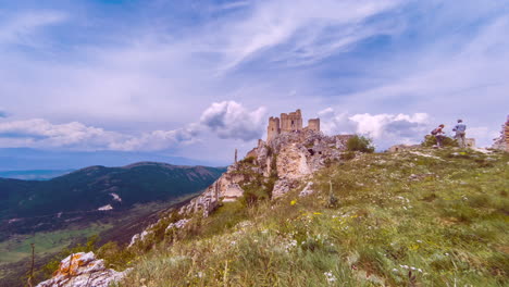 Incredible-Time-Lapse-of-Medieval-castle-of-Calascio-fortress,-a-small-town-of-Abruzzo