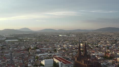 Antenne:-Zamora,-Michoacan,-Mexiko,-Kathedrale,-Heiligtum