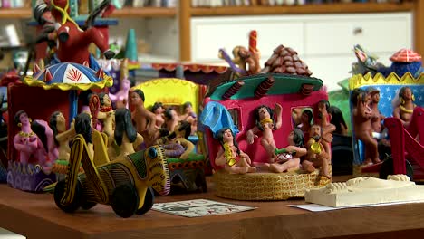 Mexikanisches-Handgefertigtes-Spielzeug-Und-Miniaturen