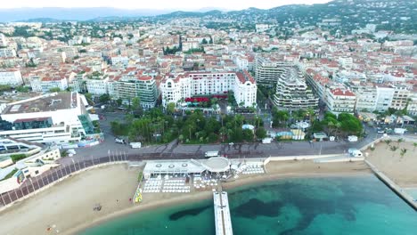 Luftbild-Von-Cannes-Bei-Sonnenuntergang