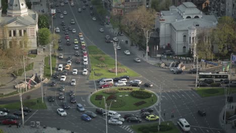 Traffic-seen-from-above-at-day-light,-Bucharest-square-zero