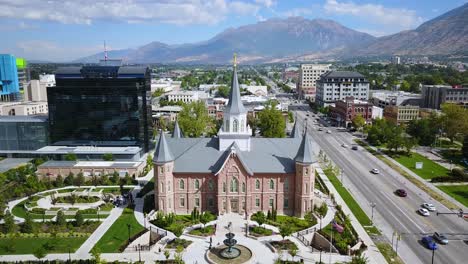 Drone-Shot-Straight-Towards-the-Provo-City-Center-Temple-in-the-middle-of-a-sunny-day