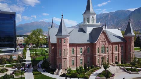 Quick-Rotating-Drone-Shot-of-the-Provo-City-Center-Temple