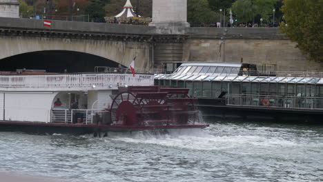 Paddlewheel-Riverboat-on-the-River-Sienne---paris-4k