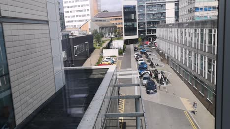 Blick-über-Den-Campus-Der-Universität-Swansea-Vom-ILS1-Gebäude-Herab,-Am-Tag-Der-Bekanntgabe-Der-Polizeilichen-Ermittlungen
