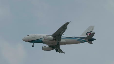 Bangkok-Airways-Airbus-A319-132-Hs-ppa-Acercándose-Antes-De-Aterrizar-En-El-Aeropuerto-De-Suvarnabhumi-En-Bangkok-En-Tailandia