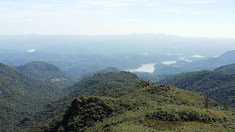 Regenwald-Tropischer-Berg,-Brasilien,-Südamerika