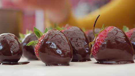 Strawberry-in-chocolate,-close-up,-desserts-time,-simple-recipe