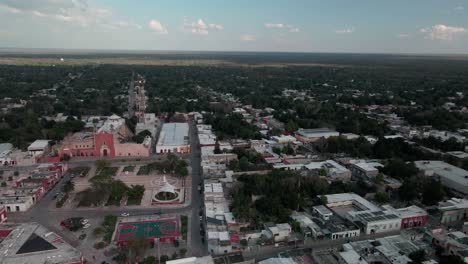 Main-plaza-of-Motul-Yucatan
