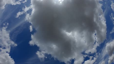 Lapso-De-Tiempo-De-Las-Nubes-Estratocúmulos