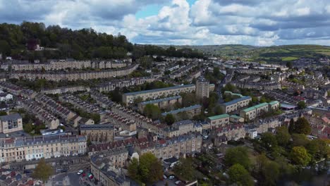 Aerial-over-traditional-and-historical-architecture-in-the-city-of-Bath,-UK