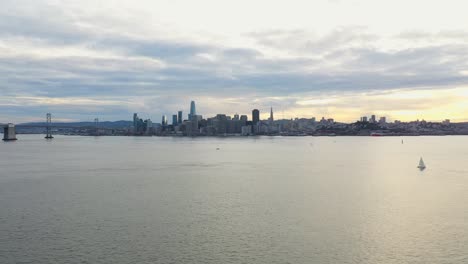 Luftaufnahme:-Stadtbild-Von-San-Francisco,-Drohnenansicht