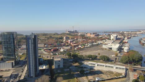 Luftaufnahme-Der-Portugiesischen-Zone-Der-Stadt-Buenos-Aires-Bei-Tag