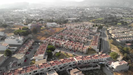 4k-Flying-forward-and-backward-over-residential-area-in-at-Alta-California,-Mexico