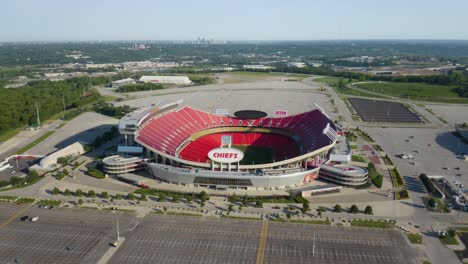 Aerial-Establishing-Shot-of-Kansas-City-Chiefs'-Arrowhead-Stadium
