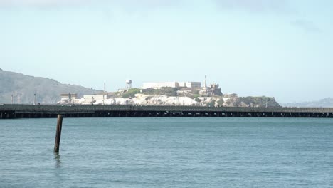 Malerische-Aussicht-Auf-Die-Insel-Alcatraz-In-San-Francisco,-Kalifornien
